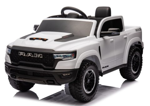 Auto Na Akumulator ZB618 Dodge Ram Biały Auto Na Akumulator ZB618 Dodge Ram Biały
