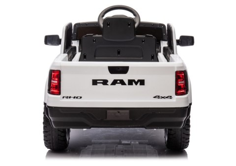 Auto Na Akumulator ZB618 Dodge Ram Biały Auto Na Akumulator ZB618 Dodge Ram Biały